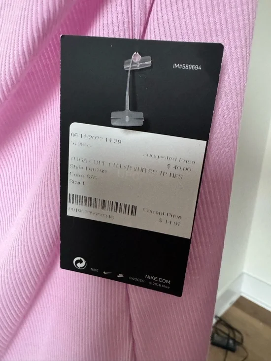 Nike Yoga Women's short sleeve ribbed T-shirt light pink scalloped NWT Large - Picture 2 of 8